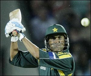 M_Id_119562_Younis_Khan