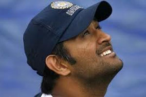 M_Id_186318_Dhoni