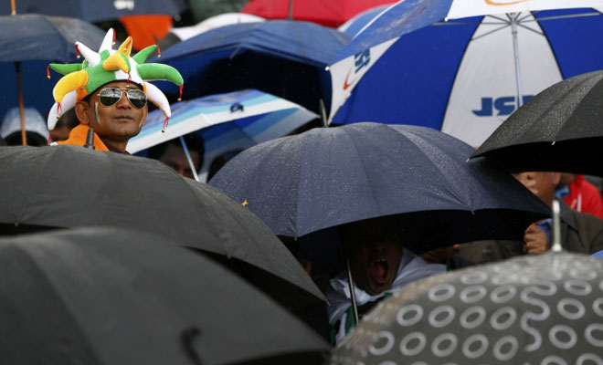 M_Id_395090_Rain