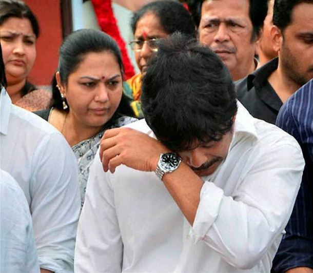 PHOTOS Nagarjuna, Venkatesh, other Telugu stars bid adieu to ANR The