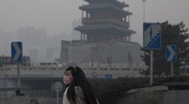 Smog continues to blanket Chinese cities