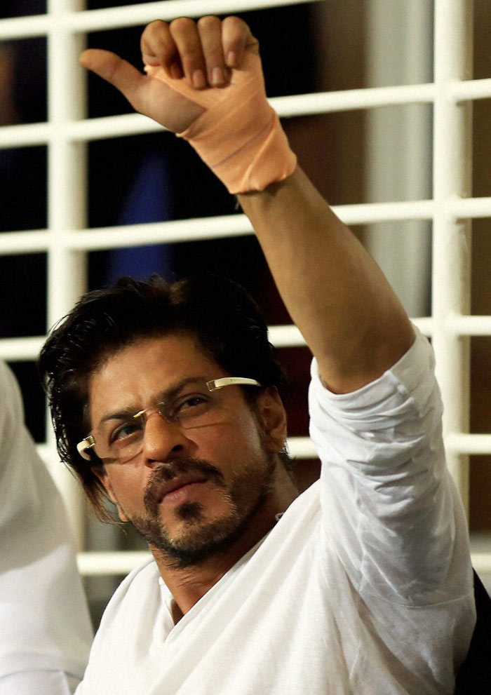 IPL 7: Injured and angry SRK in Abu Dhabi 