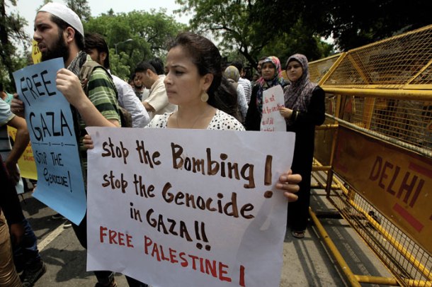 Photos Gaza Violence Escalates As Protesters Campaign Against Israeli Attack The Indian Express 