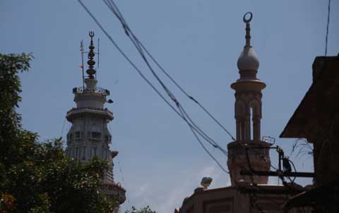 On July 23, four days before riots broke out between Sikhs and Muslims in Saharanpur city, nearly 2,500 Hindus answered the message, gathering quickly at Kothwai Nagar, 5 km outside the city