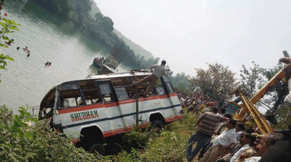About half a dozen persons who jumped out of the bus were injured and rushed to a hospital at Bilaspur. (Source: PTI)