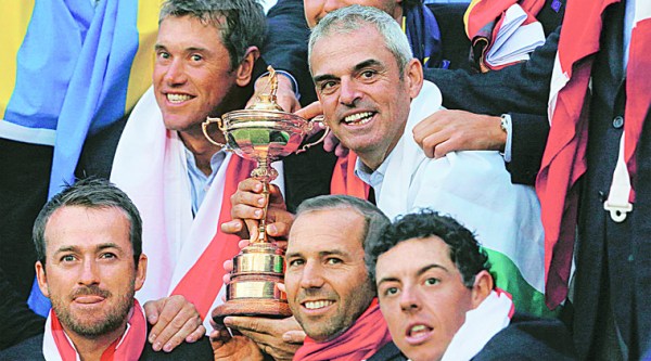 Big Macs! Graeme McDowell (left, bottom) and Rory McIlroy (right, bottom) were the early stars of captain Paul McGinley’s (centre, bottom) side Sunday. While McIlroy destroyed Ricky Fowler, McDowell came from behind to beat Jordan Spieth to secure the first two points of the day.Source: Reuters