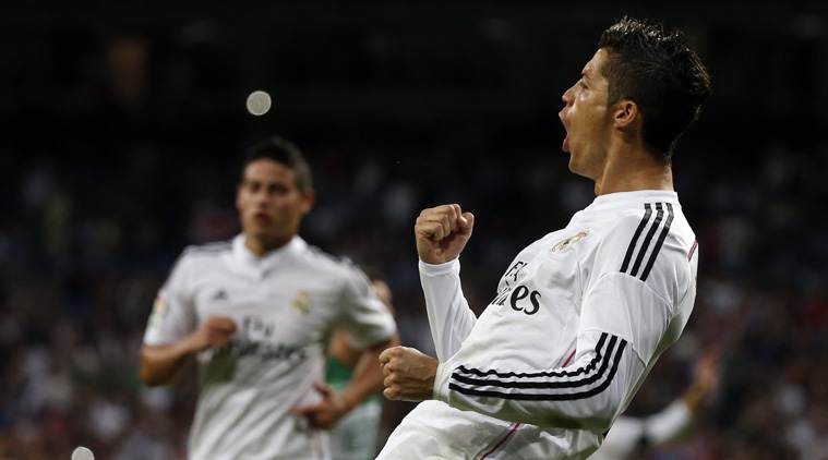 Real Madrid's Cristiano Ronaldo celebrates after scoring a goal against Elche (Source: Reuters)