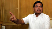 R R Patil triggers row with rape remark, offers apology