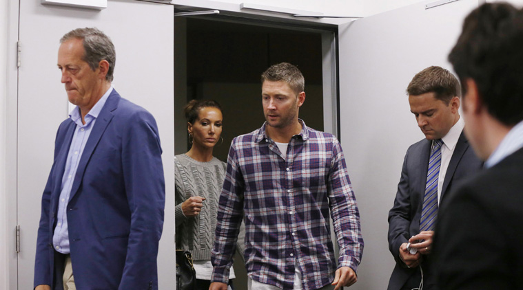 Michael Clarke (C) leaves a news conference after making a statement on the death of teammate Phillip Hughes, alongside Cricket Australia team doctor Peter Brukner (L) and Cricket Australia Chief Executive James Sutherland, at St Vincent's Hospital in Sydney (Source: Reuters)