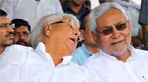 Lalu and Nitish tussle over Bihar Janata Parivar merger stuck