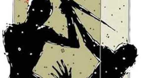 35-yr-old kills uncle, police suspect his affair with aunt