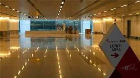 IGI airport immigration officer held for harassing woman flyer