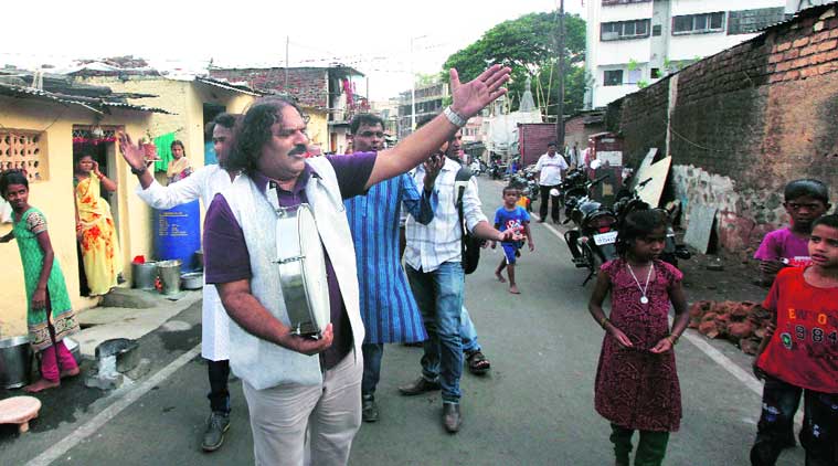 Sambhaji Bhagat performs at a slum in Pune (Source: Express photo by Prashant Nadkar)