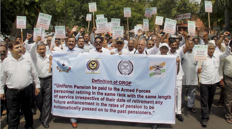 OROP, OROP delay, Ministry of Defence, MoD, one rank one pension, ex-servicemen protest, armymen pension protest, india news, nation news, chandigarh news, india news, national news, Indian Express