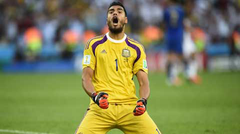 Sergio-Romero_reuters_t