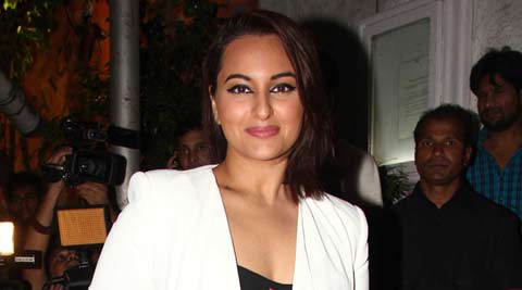 sonakshi sinha, sonakshi, akira, sonakshi sinha akira, sonakshi sinha local train, sonakshi sinha movies, sonakshi sinha upcoming movies, entertainment news