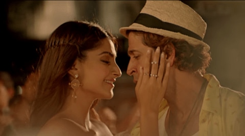 Hrithik Roshan, Sonam Kapoor, Dheere Dheere Song, Hrithik Roshan Dheere Dheere, Hrithik Aashuiqui, Hrithik Dheere Dheere, Hrithik Roshan Aashuiqui Song, Hrithik Dheere Dheere Song, Hrithik Sonam, Hrithik Sonam Dheere Dheere, Hrithik Roshan Sonam Kapoor, Sonam Kapoor Dheere Dheere, Hrithik Sonam dheere dheere Song, Hrithik Roshan in Dheere Dheere, Entertainment news