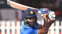 3rd ODI Live: India accelerate with Rohit-Virat stand against SA