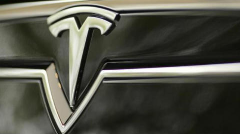 Tesla to release lower-priced versions of Model S car