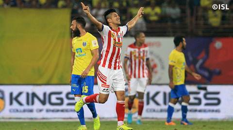 ISL 2015: Arata Izumi brace helps Atletico de Kolkata  overcome Kerala Blasters