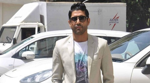 I will stand when I hear our National Anthem being played:  Farhan Akhtar