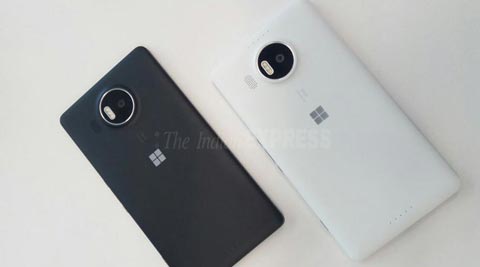 Microsoft Lumia 950 and 950 XL first impressions: Display dock gives these an edge