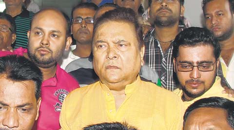 West Bengal transport minister  Madan Mitra, accused in the Sardha chit fund resigns - Times of India