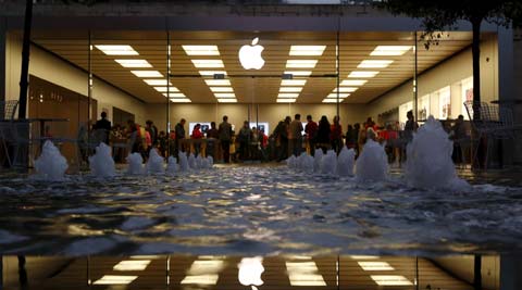 Apple secretely working on virtual reality headsets: report