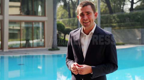 Will ensure that every new feature works well on 2G: Facebook CPO Chris Cox