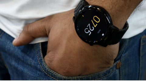 Motorola Moto 360 (2015) #ExpressReview: Best Android Wear smartwatch, if at all you need it