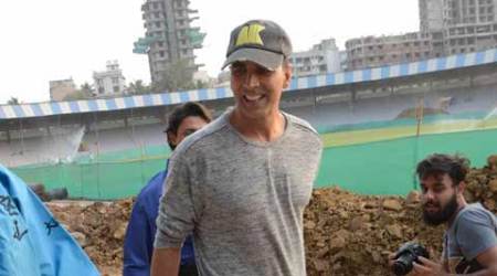 Akshay Kumar was made to wait at Heathrow airport, not 'detained'