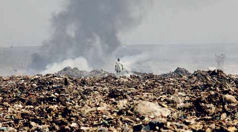 dumping ground deonar garbage burning rubbish health landfills fire mulund waste india wasteland mumbai injurious explained gas indianexpress area indian