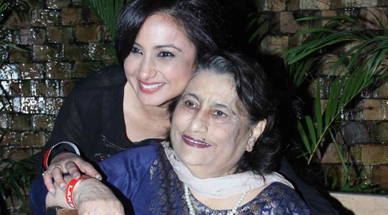 Divya Dutta, Divya Dutta mother, Divya Dutta mother death, Divya Dutta news, Divya Dutta films, Divya Dutta book, entertainment news