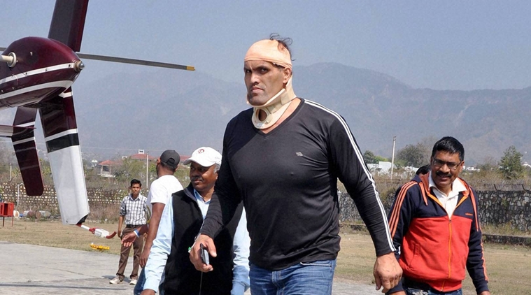 Dalip Singh Rana alias Khali going to the hospital in Dehradun after getting injured in a fight at Haldwani.(Source:PTI)