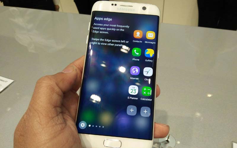 Top 4 smartphone cấu hình cao không nên bỏ qua tại CleverTech Samsunggalaxys7_2_mwc