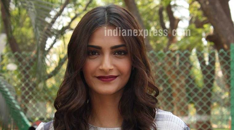 Sonam kapoor, Sonam Kapoor faced Racism, Sonam Kapoor News, Tanzanian woman, Attack on Tanzanian woman, Tanzanian woman Attack, Entertainment news