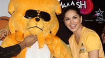 Sunny Leone unveils her cricket team with husband