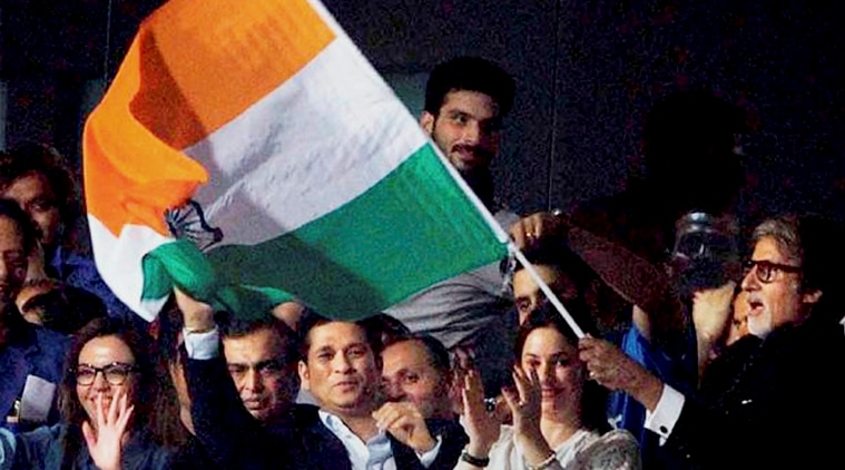 Amitabh Bachchan, Amitabh Bachchan Sings National Anthem, Amitabh Bachchan Eden Gardens, Amitabh Bachchan India Pakistan Match, Amitabh Bachchan Ind vs pak t20, Amitabh Bachchan ind vs pak wc t20, Amitabh Bachchan World cup twernty20, Entertainment news