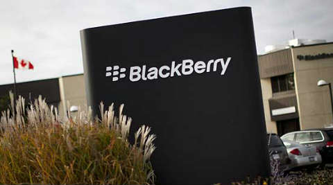 BlackBerry disappointed after Facebook, WhatsApp end BB 10 support