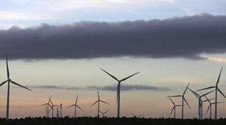 Owl-inspired wing design reduces wind turbine noise