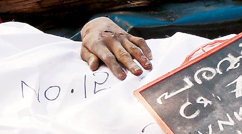 kerala, kerala temple fire, kollam paravoor, kollam temple fire, Puttingal Devi temple fire, Paravur temple fire, kerala temple fire updates, india news, kerala news, latest news