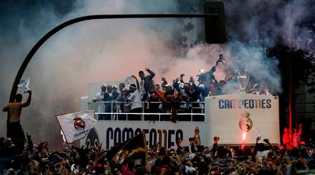 Tens of thousands welcome Real Madrid back home after Champions League title