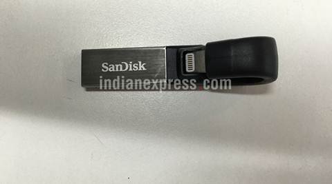 SanDisk iXpand Flash Drive promises to end your iPhone memory woes
