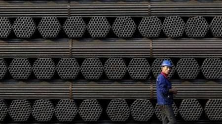 China iron ore, steel futures gain in commodities, dollar falls to 3-week low