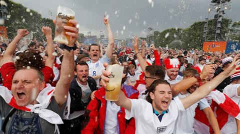 Euro 2016: England football fans party in Lille after winning  ‘Battle of Britain’