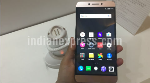 LeEco Le Max 2 vs Asus Zenfone 3 Deluxe vs Xiaomi Mi 5 vs Moto X Style: Specs battle