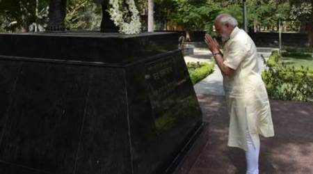 PM Modi pays tribute to Chandra Shekhar Azad in Allahabad