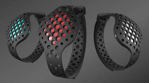 Moov Now is a wearable that promises precise motion tracking