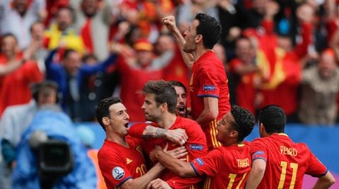 Euro 2016: Gerard Pique’s late header gives Spain 1-0 win  over Czech Republic