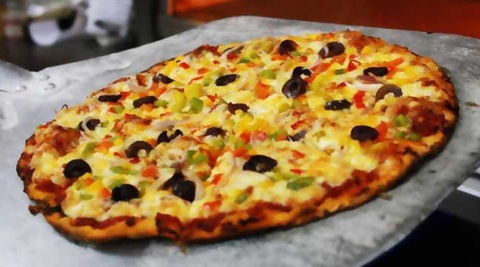 Order from Pizza Hut on Twitter and Facebook now